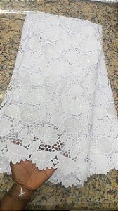 Africano Branco Bordado