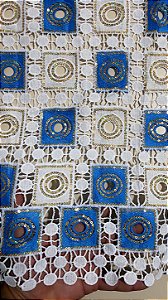 Africano Branco com Azul e Dourado Bordado Luxo
