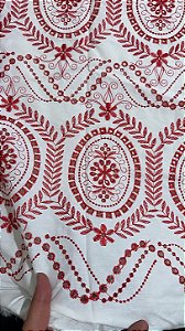 Lesse Branco com Vermelho Bordado