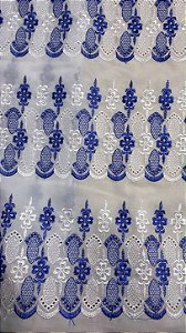 Lesse Branco com Azul Bordado