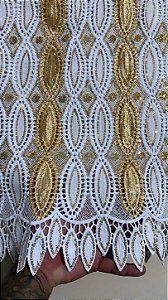 Africano Branco com Dourado Bordado Luxo