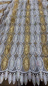 Africano Branco com Dourado Bordado Luxo