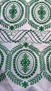 Lesse Branco com Verde Bordado