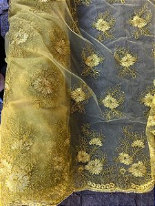 Tule Amarelo com Dourado Bordado