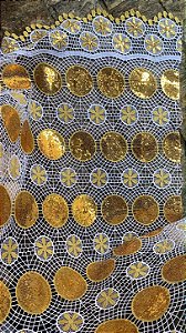 Africano Branco com Dourado Bordado Luxo