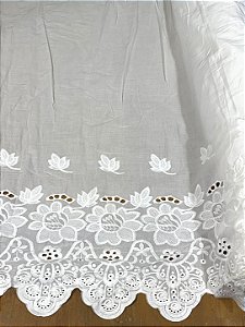 Lesse Branco Barrada Bordado