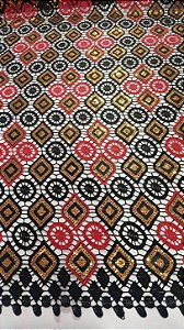 Africano Preto com Vermelho Bordado Luxo