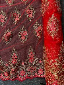 Tule Vermelho com Dourado Bordado