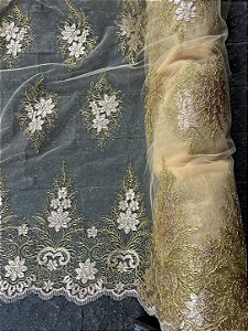 Tule Dourado Bordado