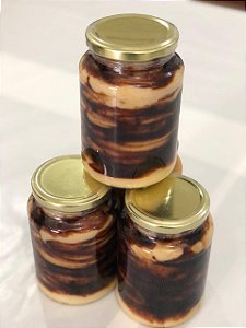 DOCE PASTOSO C/ GELEIA DE AMEIXA 680GR CAIXA 15UND ATACADO