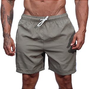 Short Tactel Listrado Elastic Masculino MXD Conceito 3 Bolsos Caqui Areia Com Listra Branca