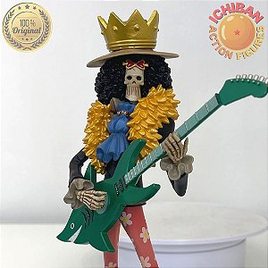 BROOK DXF COM GUITARRA BANPRESTO 100% ORIGINAL SEM CAIXA