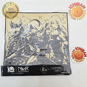 TOALHA 2B, 9S E A2 NIER 10TH ANNIVERSARY KUJI PRIZE LETRA E SQUARE ENIX 100% ORIGINAL