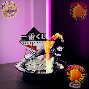 CHARLOTTE KATAKURI SOCO NO CHÃO COM DIORAMA ONE PIECE ICHIBAN KUJI LETRA B BANDAI 100% ORIGINAL SEM CAIXA