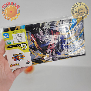 MINI BAG IMPERMEÁVEL GOKU SSJ DRAGON BALL Z ICHIBAN KUJI LETRA G BANDAI 100% ORIGINAL LACRADO
