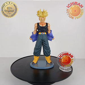 TRUNKS SSJ DRAGON BALL Z TIRANDO A JAQUETA SOLID EDGE WORKS BANPRESTO 100% ORIGINAL SEM CAIXA
