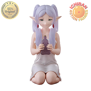 FRIEREN AJOELHADA DE TOALHA SOUSOU NO FRIEREN RELAX TIME BANPRESTO 100% ORIGINAL LACRADO