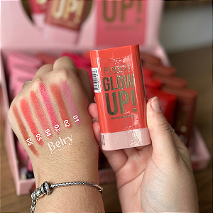 Blush Em Bastão Glow Up