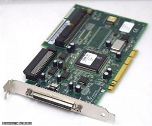 CONTROLADORA ADAPTEC SCSI PCI AHA-2940UW 10L7095 09N4213
