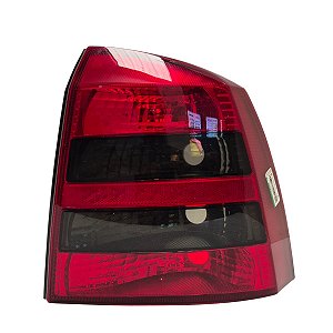 Lanterna Traseira Astra 2003 A 2011 Direita Fume Paralela