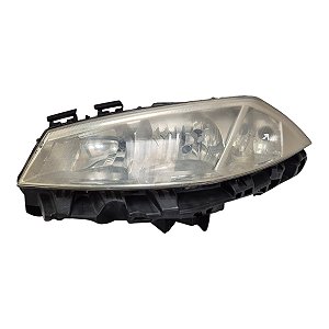 Farol Dianteiro Megane 2006 A 2012 (Lente Amarelada) Esquerdo Mascara Cromada Foco Duplo 8200487193 6129611 Original