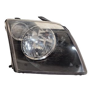 Farol Dianteiro Ecosport 2003 A 2007 (Lente Riscada) Direito Mascara Negra Aro Cromado Foco Simples Paralelo