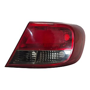 Lanterna Traseira Gol G5 2009 A 2012 Direita Fume Paralela