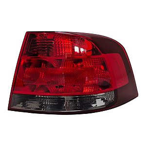 Lanterna Traseira Voyage G5 2008 a 2012 (QUINA QUEBRADA) Fume Direito F2J LI000282 5U5945096B Original