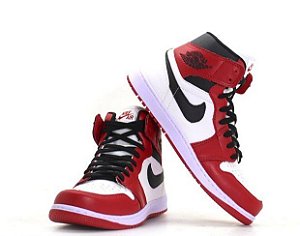 Tênis Nike Air Jordan 1 High Chicago