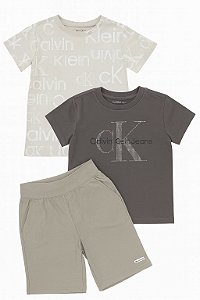 Conjunto Infantil Menino Calvin Klein 3 Peças Camiseta Bege Estampa