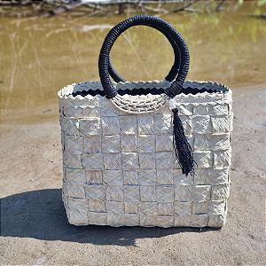 Bolsa Feminina em Palha Artesanal Verão 2025 Grande