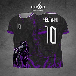 Template Camisa - Urso grunge roxo 2025 - Vetor