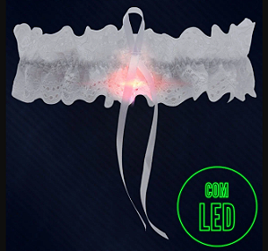PERSEX RENDADO COM LED DIVERSÃO AO CUBO