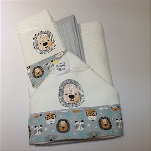 Kit Toalha Infantil com Capuz e Toalhinha