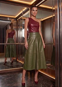 Conjunto Regata Um Ombro e Saia Godê Gabi Duo Colour em Couro Sintético Premium