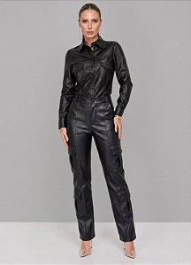 Conjunto Camisa Antonia e Calça Cargo em Couro Sintético Premium