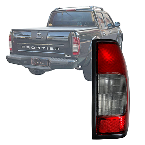 LANTERNA TRASEIRA FUME FRONTIER 2003 Á 2007 LADO DIREITO