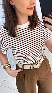 Camiseta de cotton listrada marrom e branco