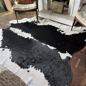 Tapete de couro de boi - Hereford Preto c/ Branco 03
