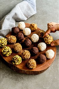 Kit Brigadeiros 50 unid - vegano, sem glúten, sem lácteos