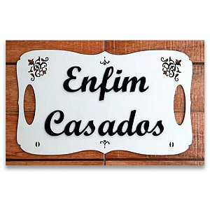 Placa La Vem A Noiva Mdf Branco/dourado Mdf Corte A Laser