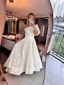 Vestido Midi Bordado Off