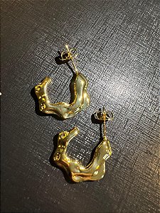 Brinco Argola Orgânica Dourada
