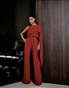 Conjunto Blusa Manga Assimetrica Luiza Vermelho