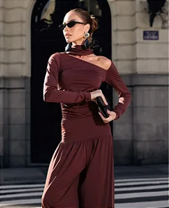 Blusa Jersey Ombro Assimétrico Marrom
