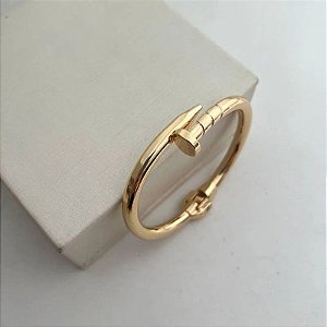 Bracelete Nail Dourado Elegante e Moderno