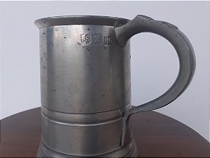 Caneca Estanho (pewter) 1,2 lt. antiga marcas do  fabricante