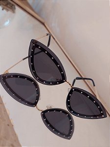 OCULOS DE SOL GATINHO COM STRASS PRETO E DOURADO
