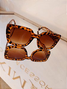 OCULOS DE SOL QUADRADO ONÇA