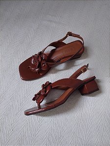 SANDÁLIA MAVI COURO MARROM